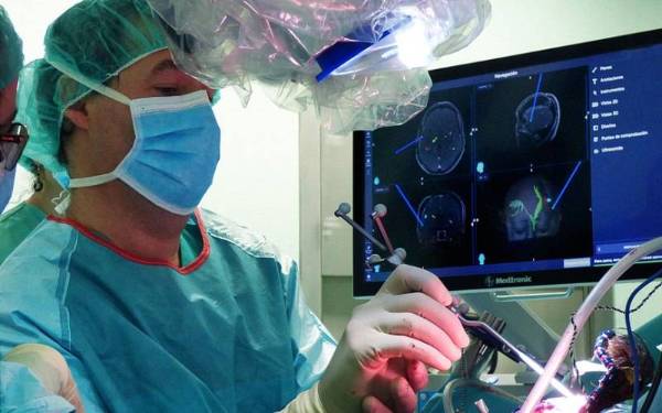 Neuronavegador para la cirugía del cerebro