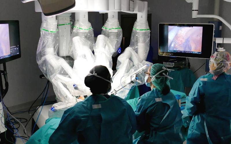 Avances en la cirugía robótica con Da Vinci 5