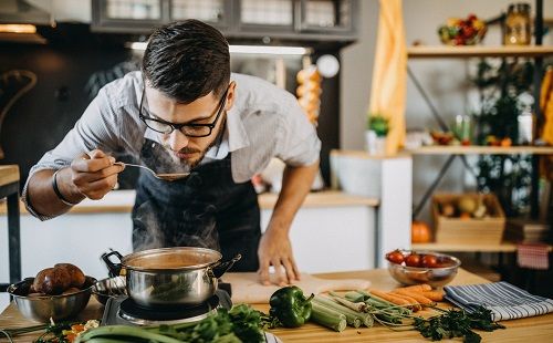 La comida caliente tiene más calorías, ¿verdadero o falso?