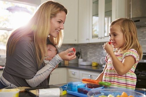 Los beneficios de desayunar en familia