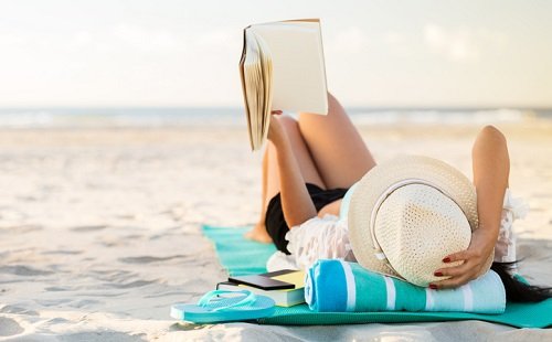 Recomendaciones para veranear en la playa con salud