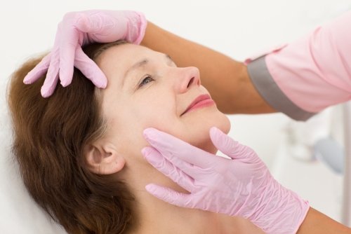Lifting facial