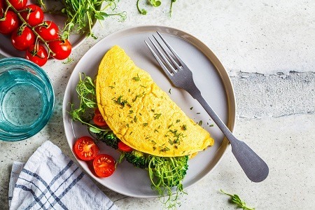 Tortilla de garbanzos con tomate seco