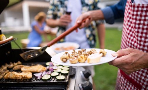 Carne, pescado y vegetales idóneos para hacer a la brasa
